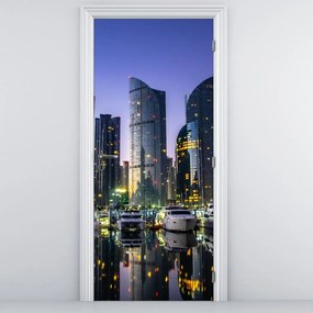 Fototapeta na drzwi - Jachty i drapacze chmur (95x205cm)
