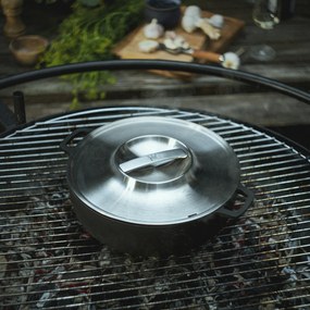 Garnek żeliwny z pokrywą ze stali nierdzewnej Norden Grill 30 cm FISKARS