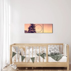 Obraz ośnieżonego drzewa na łące (z zegarem) (90x30 cm)