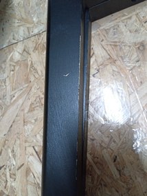 PROMOCJA Jasnoszare krzesło BALI MARK z czarnymi nogami II. gatunek