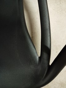 PROMOCJA Czarny plastikowy krzesło KATO II. jakość