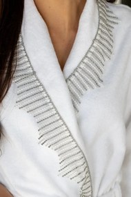 Damski elegancki szlafrok NOVA w ozdobnym opakowaniu S Biały