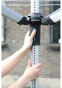 Ogrodowa suszarka na pranie w kolorze srebra 50 m Lift-o-Matic Advance – Brabantia