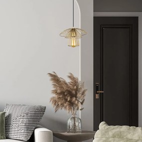 Lampa wisząca w kolorze złota Squid Lighting Root, wys. 117 cm