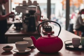 Czajnik żeliwny z zaparzaczem NOMI, 800 ml