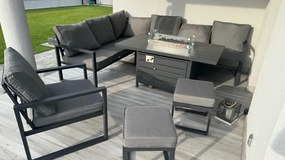Narożnik aluminiowy Mostrare wysoki stół z paleniskiem
