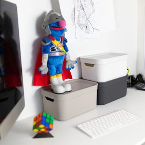 Plastikowy pojemnik z pokrywką Deco − Rotho