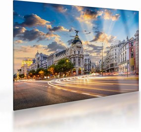 Obraz na szkle - Calle Gran Vía, Madryt, Hiszpania (70x50 cm)