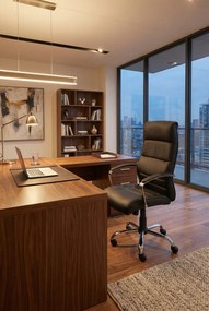 Czarny skórzany fotel gabinetowy S2-R00