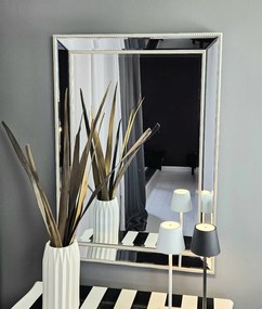 Lustro w lustrzanej ramie, szlifowane fazą 104x74cm