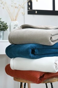 Pluszowy koc z barankiem, CLAYTON, 130 × 160 cm