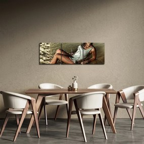 Obraz kobiety na plaży (z zegarem) (90x30 cm)
