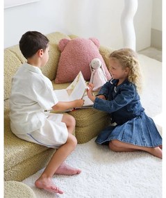 Różowa poduszka na sofę dziecięcą z materiału bouclé Bear – Wigiwama