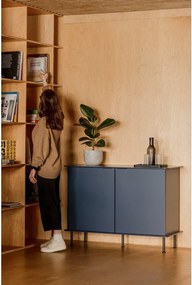 Ciemnoniebieska komoda z otworem na kable 120x88x50 cm Suumo – noo.ma