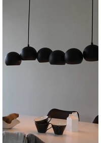 Czarna lampa wisząca z metalowym kloszem Cupolo – Markslöjd