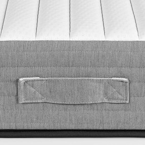 Średnio twardy piankowy materac antyalergiczny/termoregulacyjny 150x200 cm Yoko – Kave Home