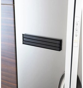 Czarny magnetyczny wieszak na ścierki YAMAZAKI Tower