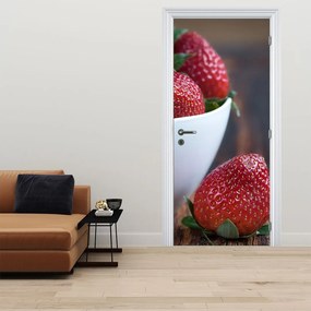 Fototapeta na drzwi - Truskawki (95x205cm)