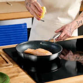 Patelnia ze stali nierdzewnej z powłoką nieprzywierającą ø 26 cm Lucca 3.0 – FABINI