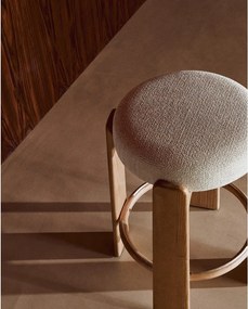 Beżowy/w jasnym naturalnym kolorze hoker z litego drewna jesionowego (wysokość siedziska 65 cm) Granite – Kave Home