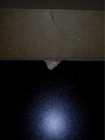 PROMOCJA Wisząca szafka TV MEORATI 150x40 cm, czarna/dąb artisan II. gatunek