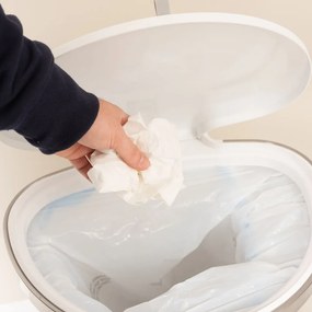 Biały plastikowy kosz na śmieci z pedałem 50 l – Addis