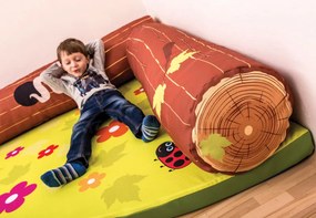 Narożny kącik przedszkolny z poduszkami Na Polanie