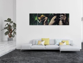 Obraz pełnej wdzięku kobiety z motylem (170x50 cm)