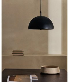 Czarna lampa wisząca z metalowym kloszem ø 39,5 cm Catlar – Kave Home