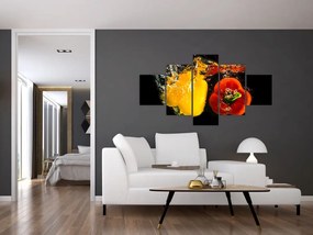 Obraz - papryki w wodzie (125x70 cm)