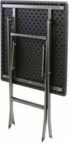 Zestaw mebli imitujących rattan