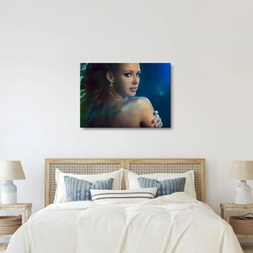 Obraz - Spojrzenie młodej kobiety (70x50 cm)