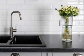 Silikonowa nakładka na kran DIAMENT czyści z kamienia i osadów