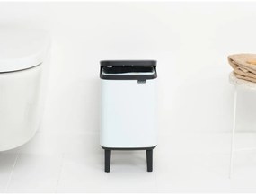 Biały stalowy kosz na śmieci 4 l Bo Hi – Brabantia