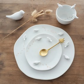 Biały porcelanowy talerz z elementami 3D PTAKI, średni