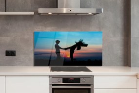 Panel szklany do Kuchni Sylwetki Ludzi o Zachodzie Słońca