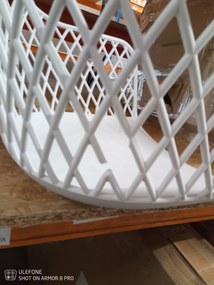 PROMOCJA Białe plastikowe krzesło CORRAL B II. jakość