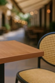 Stó Kuat Czarny 60cm