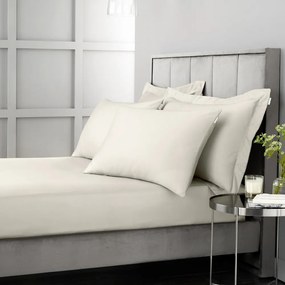 Beżowe prześcieradło z satyny bawełnianej z gumką 150x200 cm Cotton Sateen – Bianca