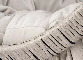 Luksusowy fotel ogrodowy wiszący Gulhi z syntetycznego rattanu, na solidnym stalowym stelażu, z miękką wodoodporną poduszką