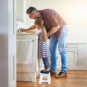 Składany biały mały antypoślizgowy stołek T0-C47