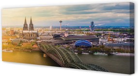 Obraz drukowany na płótnie Rzeczna Panorama z Mostami