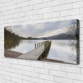 Obraz drukowany na płótnie Most nad Cichym Jeziorem