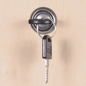 Drewniana szafka skrytkowa S5, 6 schowków, 1700 x 600 x 420 mm, zamek cylindryczny, buk