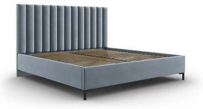 Jasnoniebieskie tapicerowane łóżko dwuosobowe ze schowkiem i stelażem 160x200 cm Casey – Mazzini Beds