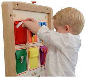 Masterkidz drewniana tablica manipulacyjna ścienna flex kolorowe kieszonki klamry i rzepy