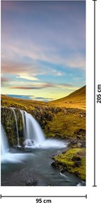 Fototapeta na drzwi - Góry i wodospady na Islandii (95x205cm)