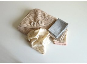 Beżowy ręcznik dziecięcy z kapturem z bawełny organicznej 80x80 cm Almond – Cam Cam Copenhagen