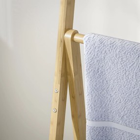 HOMCOM 3-poziomowy regał łazienkowy, 3 uchwyty na ręczniki, rama bambusowa, w kształcie litery A, półki szczebelkowe