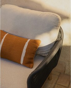 Beżowy tapicerowany fotel ogrodowy Alipa – Kave Home